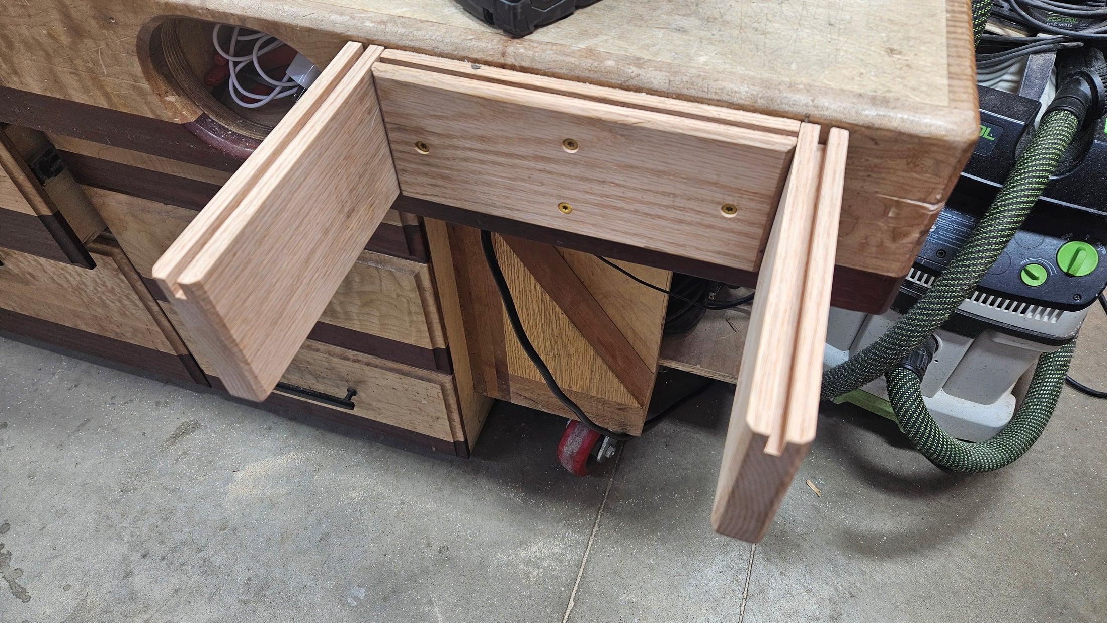 Full Trim Router Table - Choose your router!