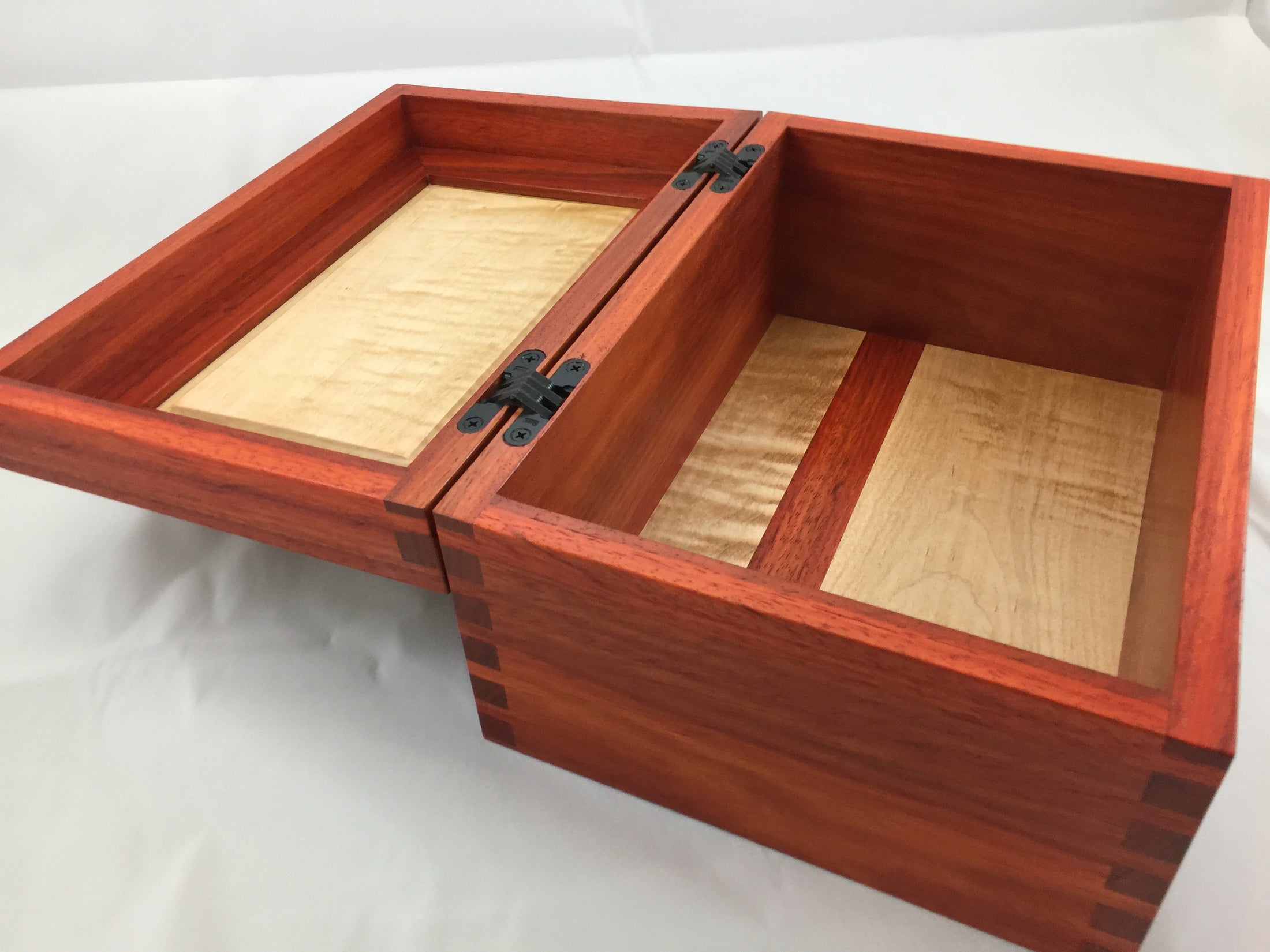 Keepsake Box Plans Including Optional Insert Trays