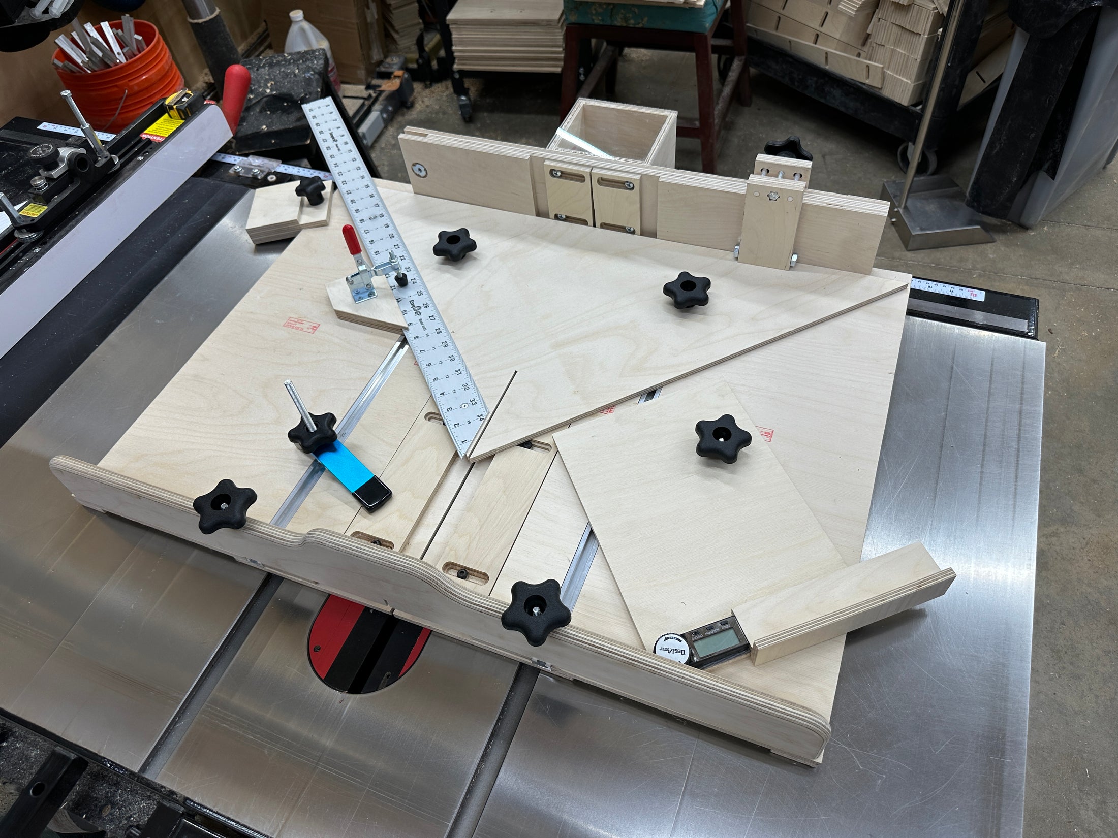 FLAGSHIP TABLE SAW SLED PLANS with PAPER TEMPLATES